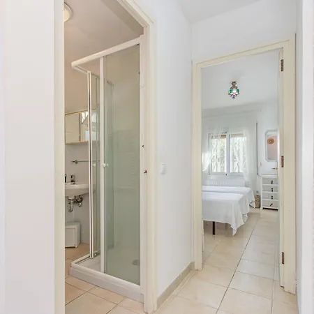 Mestral By Interhome Pau